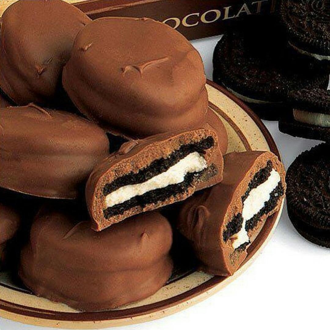 Chocolate covered Oreo 💖 Tag A Friend💖