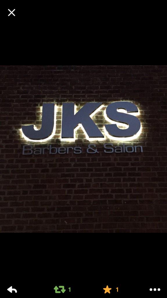 M17CH375's tweet photo. If you ever venture up north guys check out @JksMaleGrooming  @CalumBest @J7Austin @martynwoolford @KRP19394 http://t.co/2m4Uh4psXC
