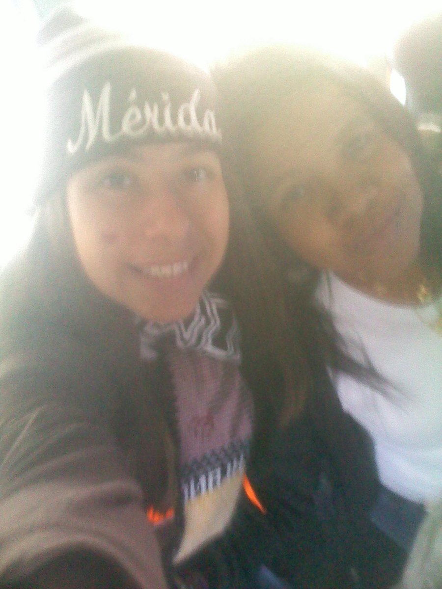 AlbarranMaria18 tweet picture