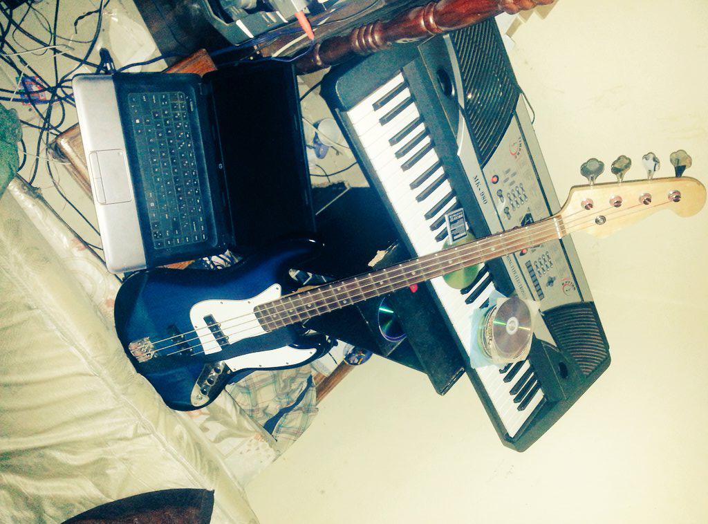 wareccho's tweet image. Tip : make music first b4 anything else then yu can use dat music 4 background sounds while mking other cooler things