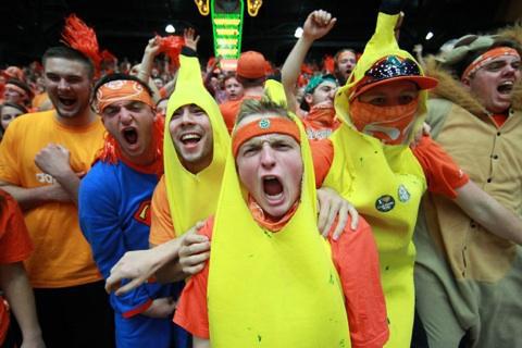 coachrosshodge's tweet photo. Quick turn around and late tip off tomorrow night. Need all our students and @Ram_Ruckus more than ever! #mobymagic http://t.co/Qe3fghzT4o