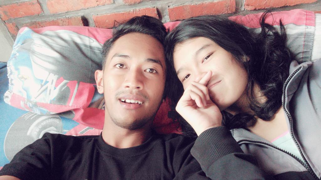 h_firdiansyah's tweet photo. 24jam with you :* http://t.co/vSKJiD0pRN