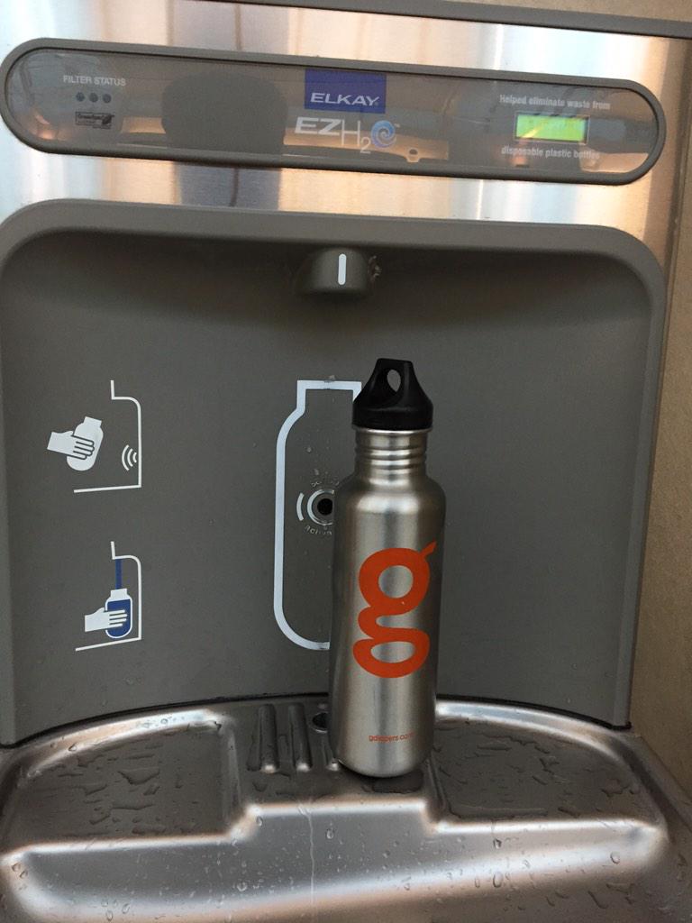 MrPortland's tweet photo. Love the bottle filling station @flypdx @kleenkanteen #portlandwater http://t.co/URXxoMNcW7