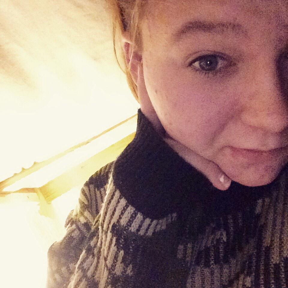 harmlessamber's tweet image. 