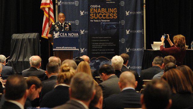 USArmyWHC's tweet photo. #USArmy's @ArmyCIOG6 implements new #network #campaignplan to move @USArmy forward | http://t.co/Gx0kHR4JgU | @AFCEA http://t.co/18eR8RRVJa