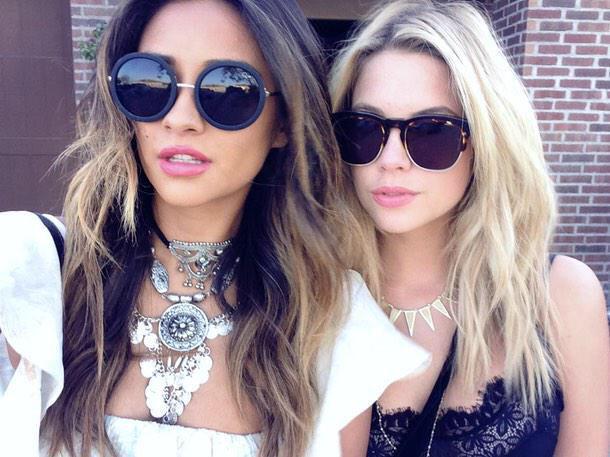 PLLonMax's tweet photo. Aw! Yay! Thank you! RT @MeLlamo_Mana: I love pll. Amazing!!!!!!!!!!!! #pll @ABCFpll @PLL_japan http://t.co/ZL1P8GWV9a