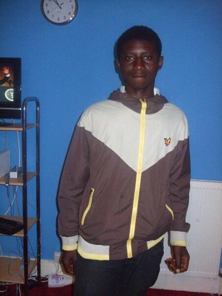 TheDevonFc's tweet photo. Number 9 @moses_95 has been caught out missing training when he said he had the flu instead he was getting on it!! http://t.co/DTVq8QgaZn