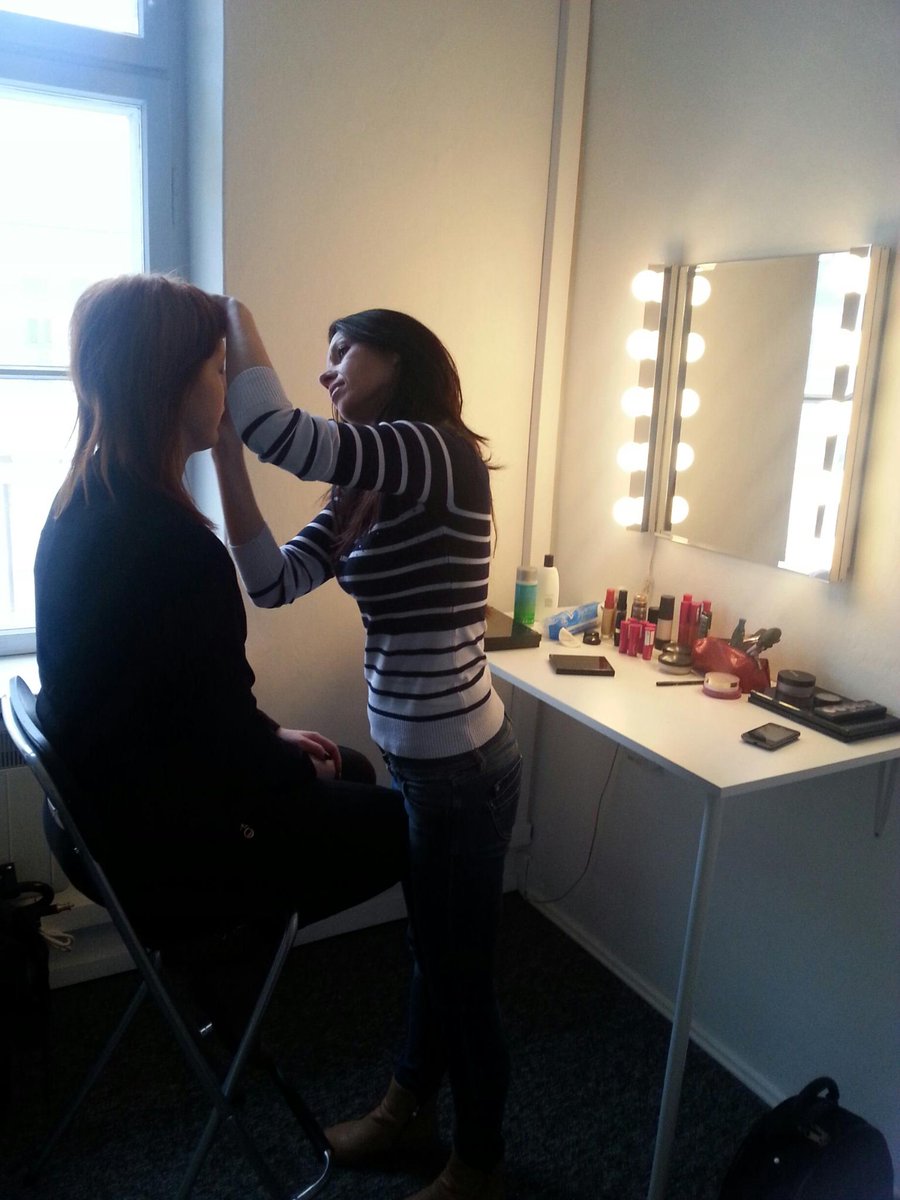 StyleroomLublin's tweet photo. Dziś u nas dużo się dzieje. sesja w toku

#photoshoot #styleroom #lublin http://t.co/TJmep7eK3b