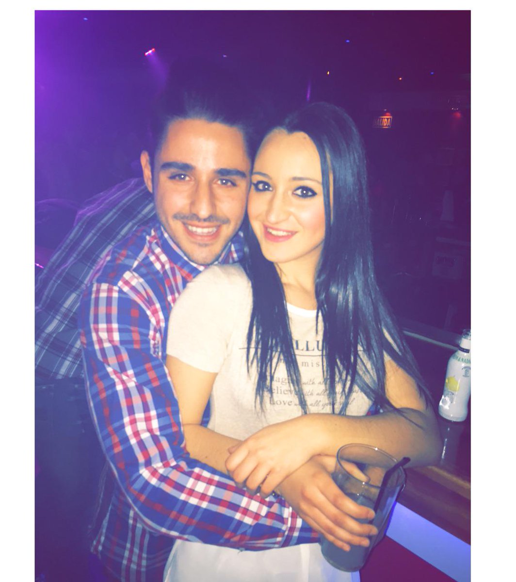 jesus_miras's tweet photo. Con mi enana @Albittaa_95  de domingo 😍😍 http://t.co/oVZeY6bwtX