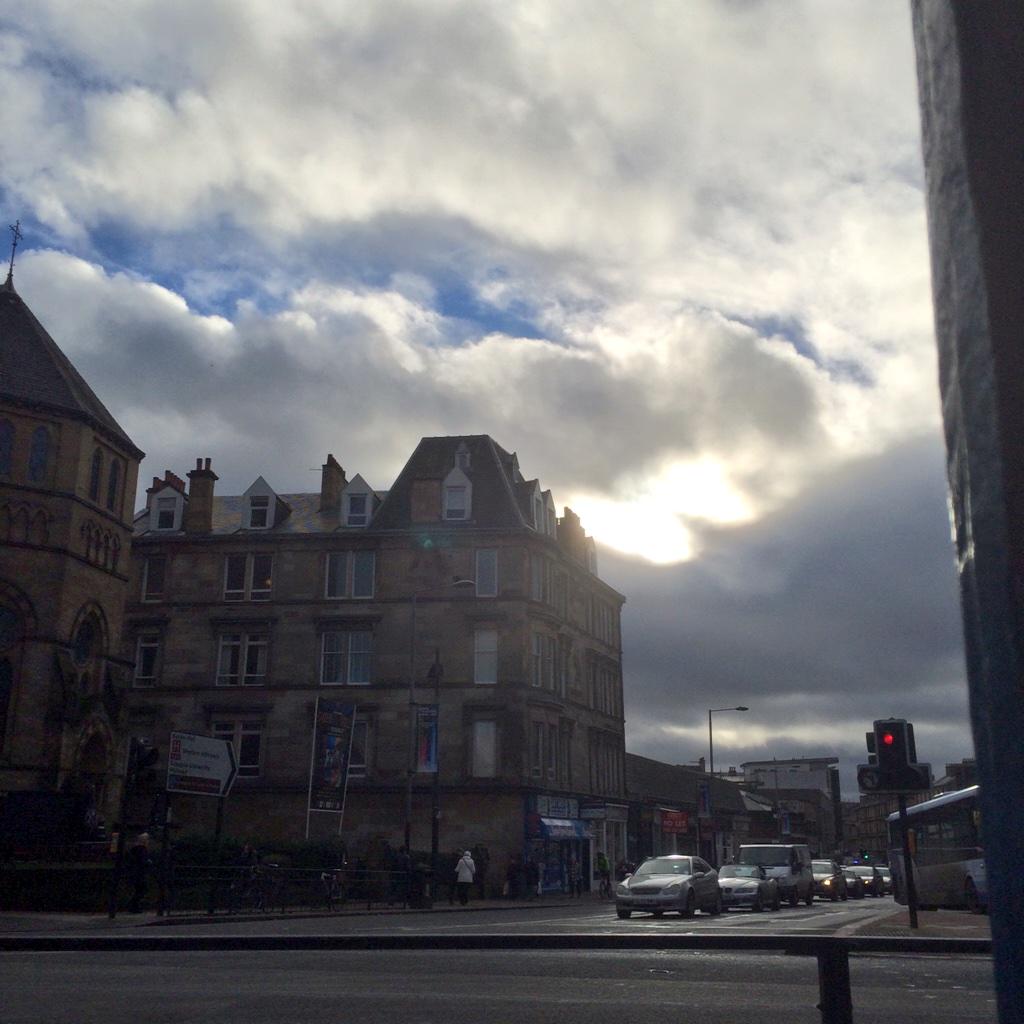 JavaWestend's tweet image. The sun just came out for a minute in the West End! Taps Aff? NO!