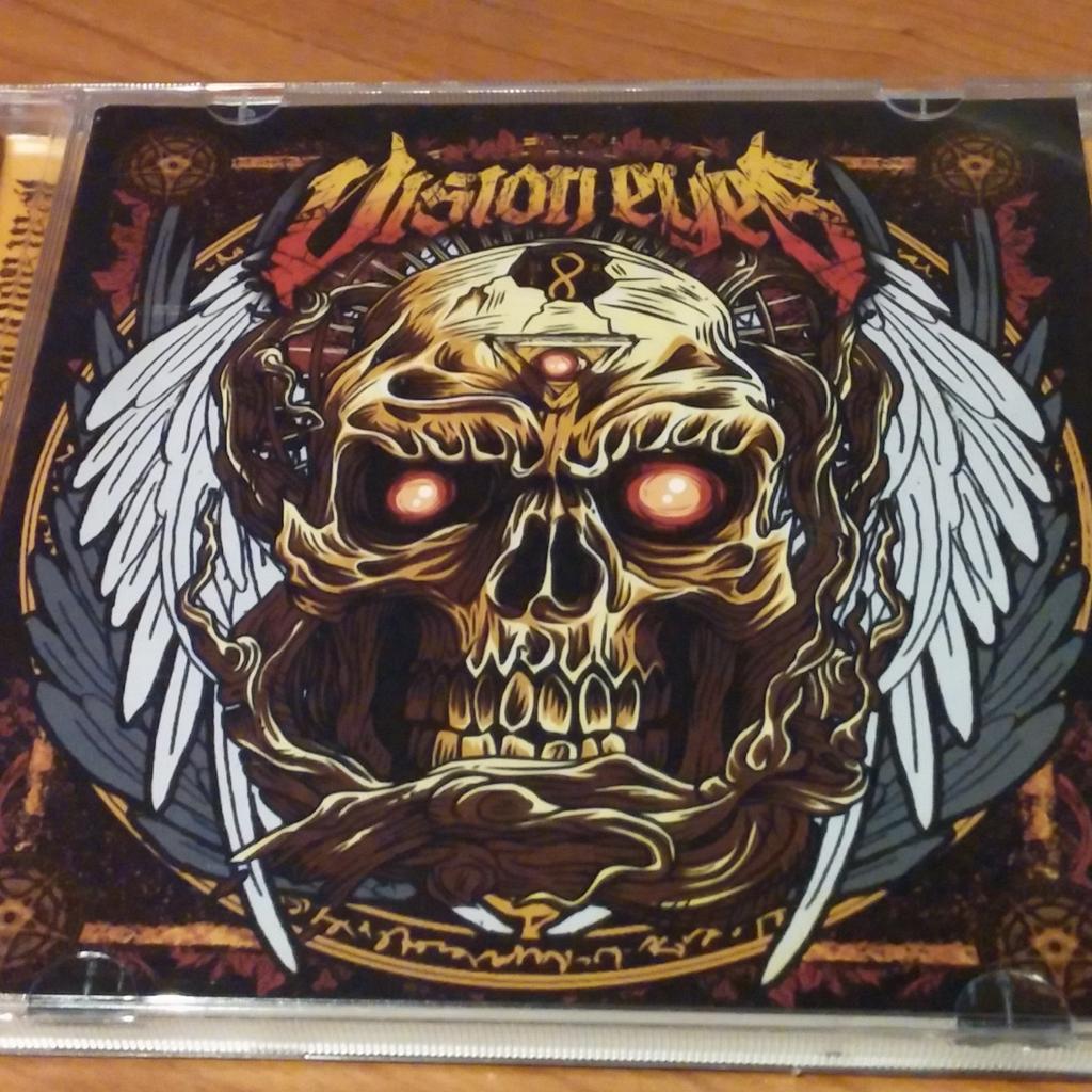 DRAZZLEcloth's tweet photo. Recommended yg mau order Album terbaru @visioneyes jakarta "Paradigma Liberasi" bisa langsung cek  @demajors_info . http://t.co/JlAruIqkdR"