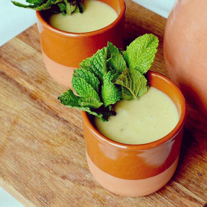 TheFreshKitchen's tweet photo. Dreaming tropical today 🍍🍍... #paleo #paleodrinks #thefreshkitchen #aip #autoimmuneprotocol http://t.co/KiijbWW80r