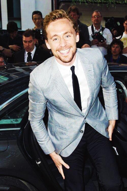 Happy birthday to the most attractive man in the world. Tom Hiddleston, you are perfection 