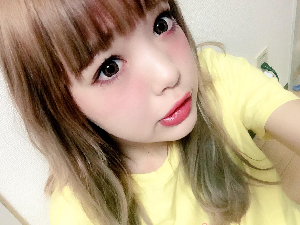 自分の顔のパーツってこんな童顔だたけ.