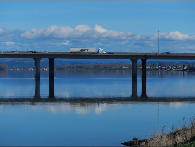 SwiftTransport's tweet photo. Great shot! #joinswift #truckdriving http://t.co/7pjM8YwXsk