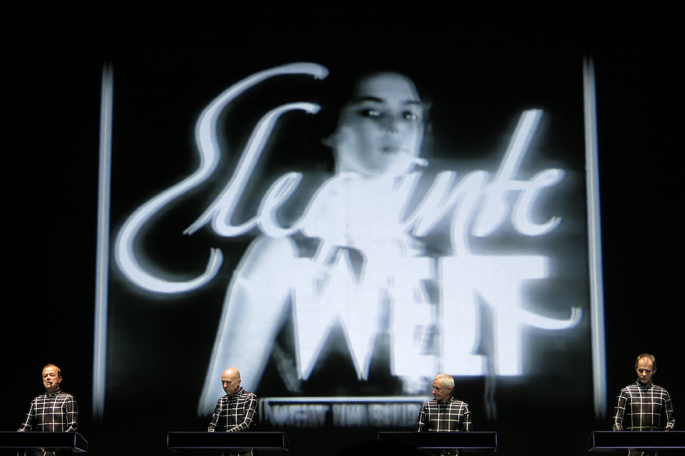 georgjajus's tweet image. &quot;Ihr neues Titelbild ist einfach fabelhaft...&quot; #Kraftwerk #DasModel