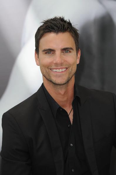 Buon compleanno Colin Egglesfield.
Happy bday Colin Egglesfield.

(Farmington Hills, 9 febbraio 1973) 