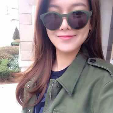 Happy birthday for you eonnie :-) wish you all the best choi sooyoung (   )   