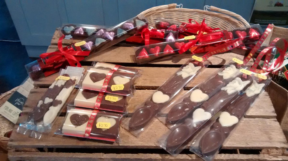 Anrheg Sant Ffolant delfrydol <a href="/sbuntonchocs/">SarahBuntonChocolate</a> ymm