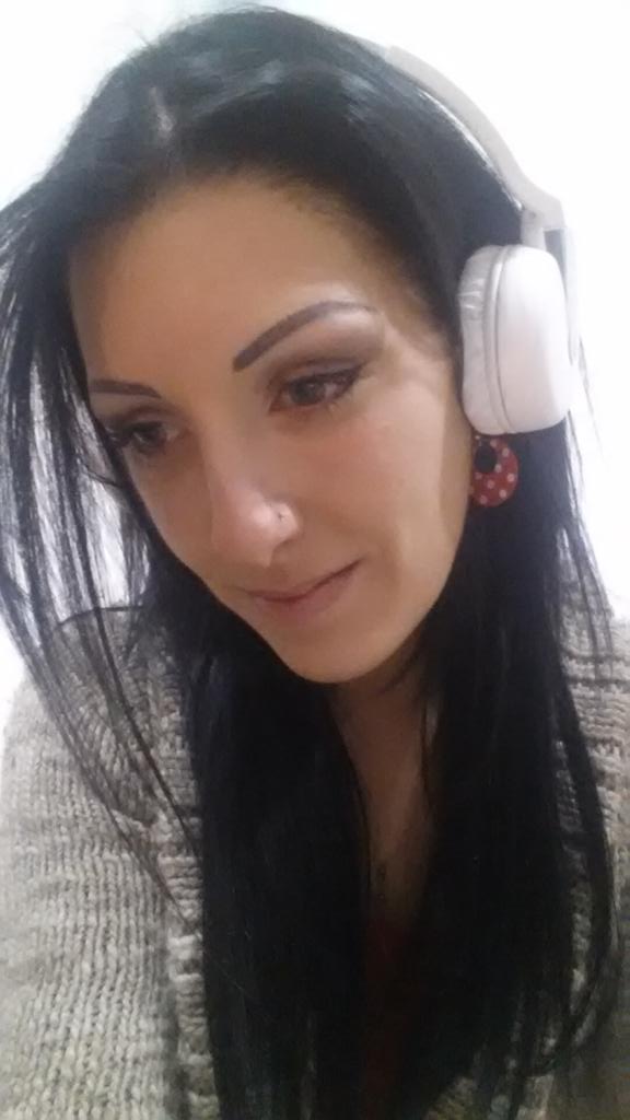JDufranc's tweet photo. Ma petite bulle pour danser ... acquisition d'un  casque Bluetooth ;) enjoy :) http://t.co/Qjt9sLAhRj