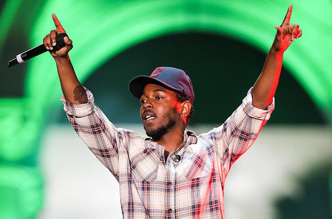 GlobalGrind's tweet image. New @KendrickLamar ---&amp;gt; Listen to "The Blacker The Berry" bit.ly/16IesUs