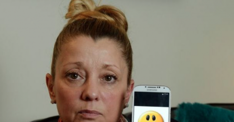 iKanyeMood's tweet photo. Woman Receives $2500 Phone Bill for Using Emoticons

=> http://t.co/oQ65eH0Sh0 http://t.co/oBP8evKcYI