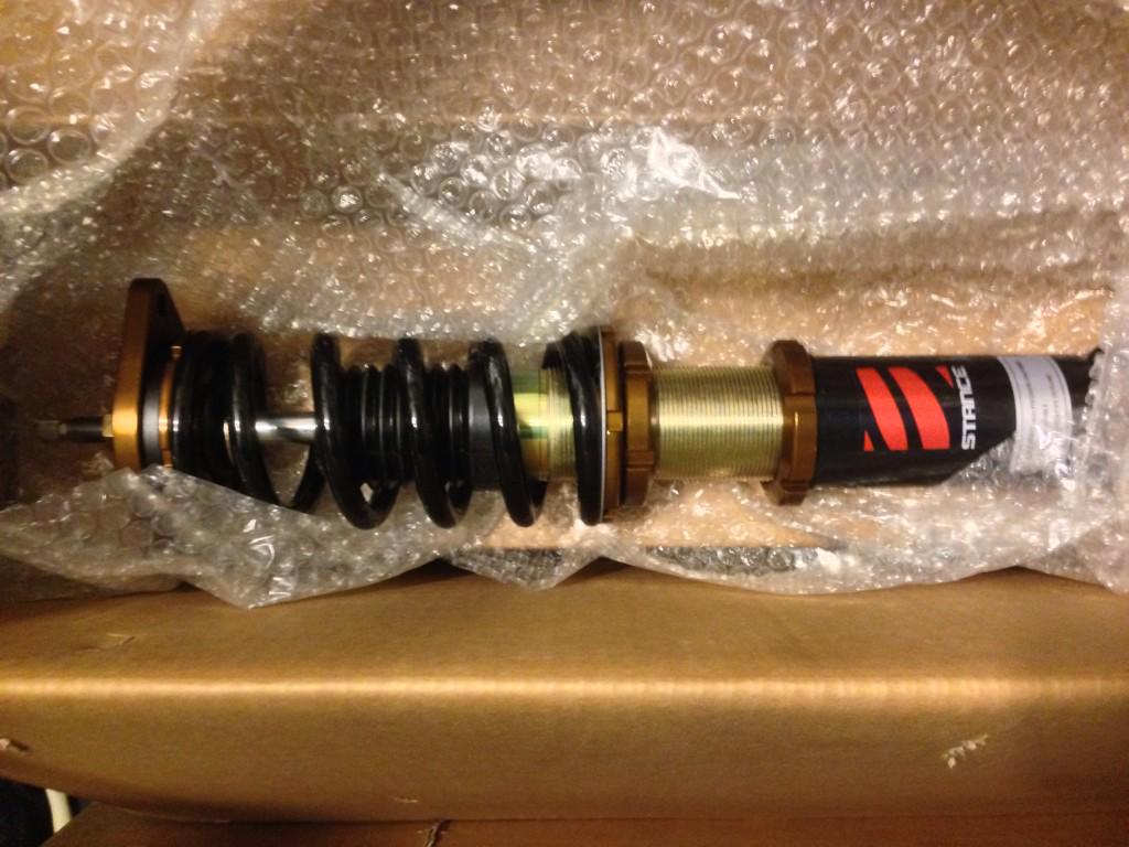 FideTheProducer's tweet photo. Look wat I got 😄 #MoarLow #350z #STANCE #Suspension http://t.co/3CBMJXj4jH