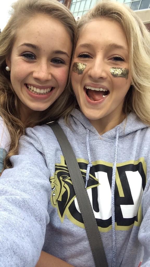 kenzlynne14's tweet photo. Happy 21st birthday to this gemπ #danibabe #twentyfun http://t.co/49Pb9JHXNy