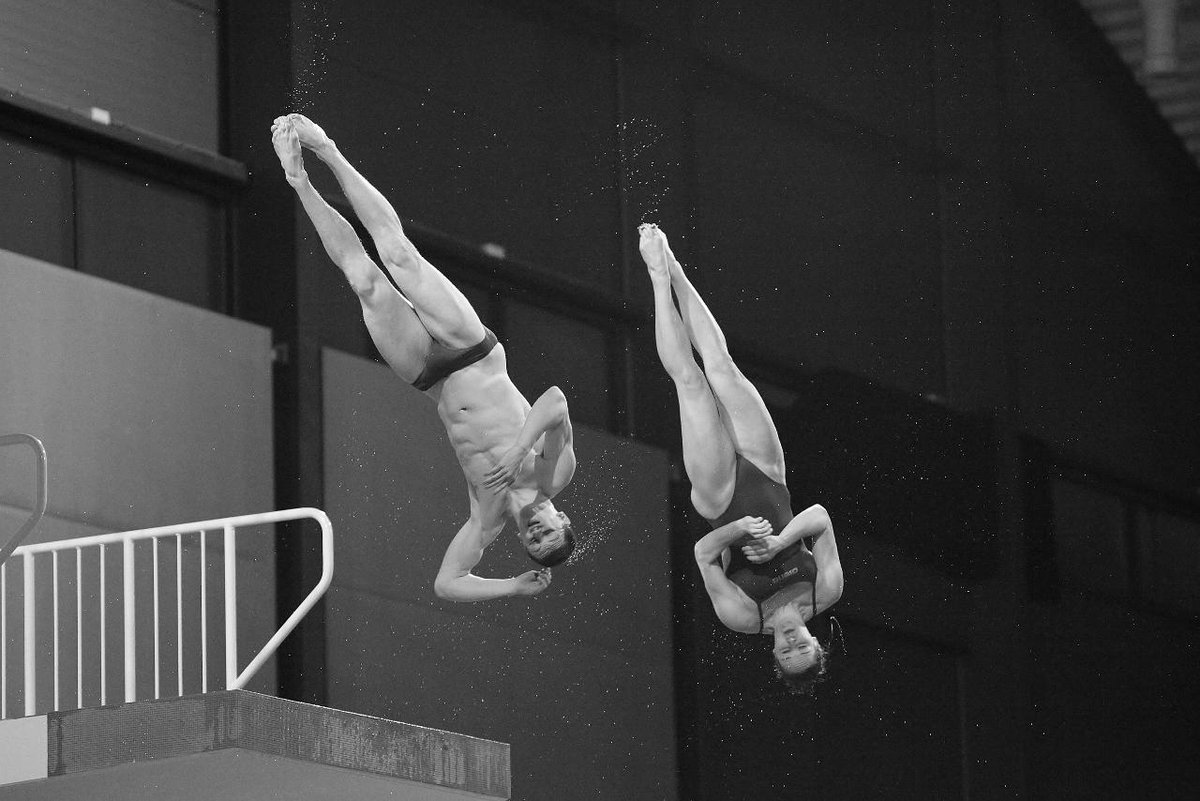Mooie wedstrijd gezien op Eindhoven Divingcup synchroon mixed <a href="/Celineee92/">Celine van Duijn</a> en <a href="/joeyvanetten/">joey van etten</a> .Mooi stel in het echt :-)