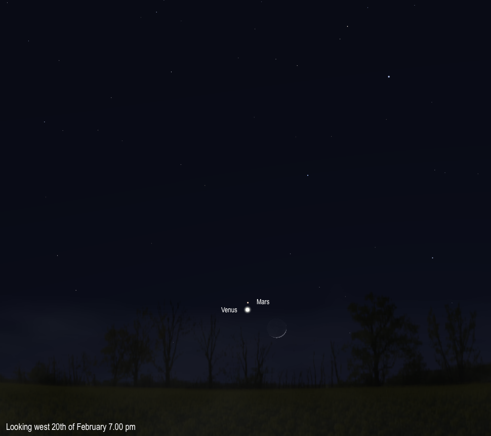 AstronomCentral's tweet photo. On the 20th of February Mars, Venus and the thin crescent Moon hang low together in the west at dusk http://t.co/TjHmTNb0Ep