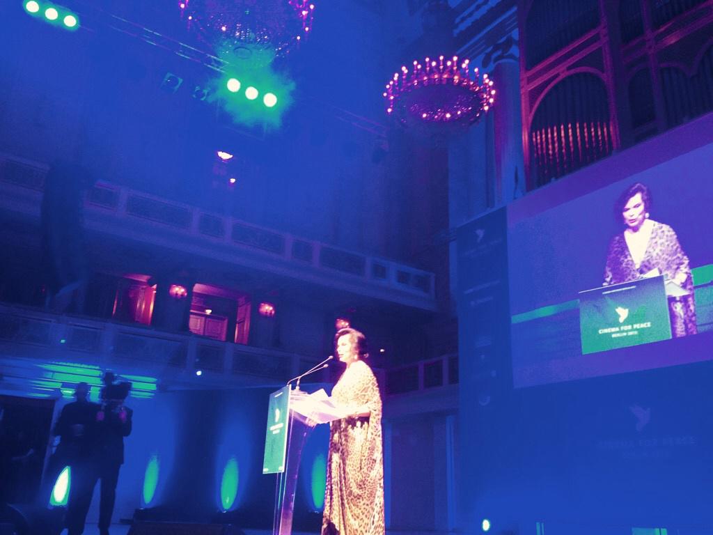 DroneDoc's tweet photo. .@BiancaJagger with great speech - presenting Most Valuable Documentary of the Year #cinemaforpeace http://t.co/X0pUBvJLdy