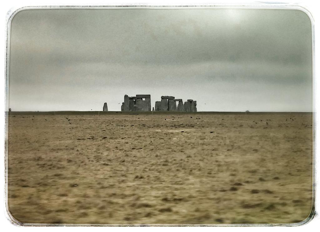 We've been in Somerset filming today, here's a snap from our journey #Stonehenge  #guiddoo goo.gl/UogLKq