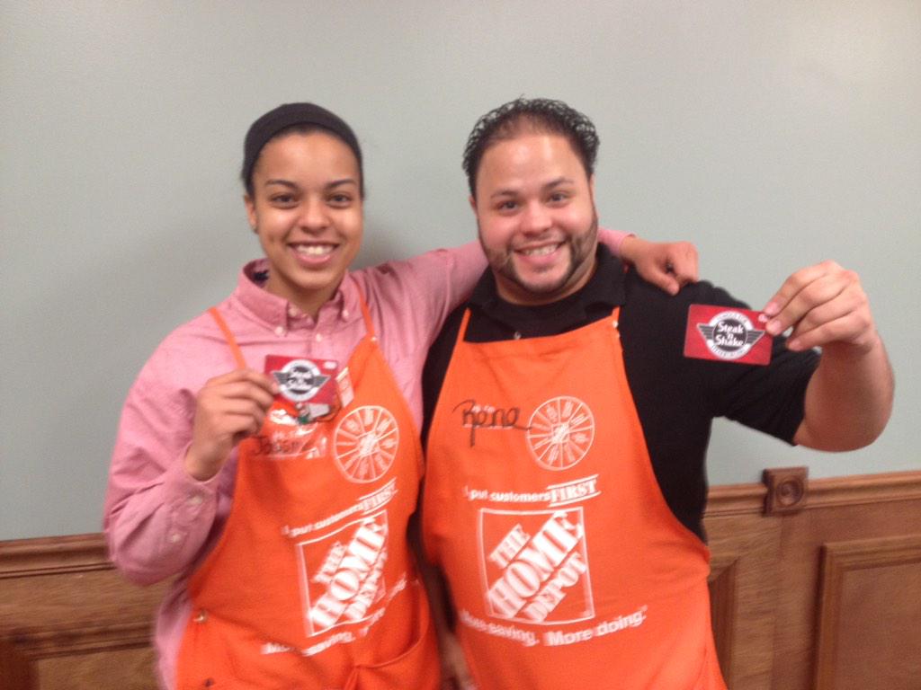 Megan Torres (@steelyard6857) on Twitter photo Rene and Jasmine both won gift cards from the raffle for EOC participation 🍔🍟🍦 #team6857 <a href="/arglumm/">April Bryce</a> Rene and Jasmine both won gift cards from the raffle for EOC participation 🍔🍟🍦 #team6857 <a href="/arglumm/">April Bryce</a>