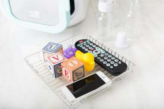 UviCube Sanitizes Phones and More with Ultraviolet Light  bit.ly/1DUGAPr