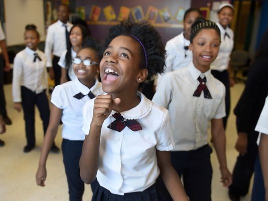 OneDetroit_PBS's tweet photo. Inspiring story in today's @detroitnews: Detroit 'kidpreneur,' 11, is all business http://t.co/AZYDKcudtv http://t.co/2MTI1LEcvx