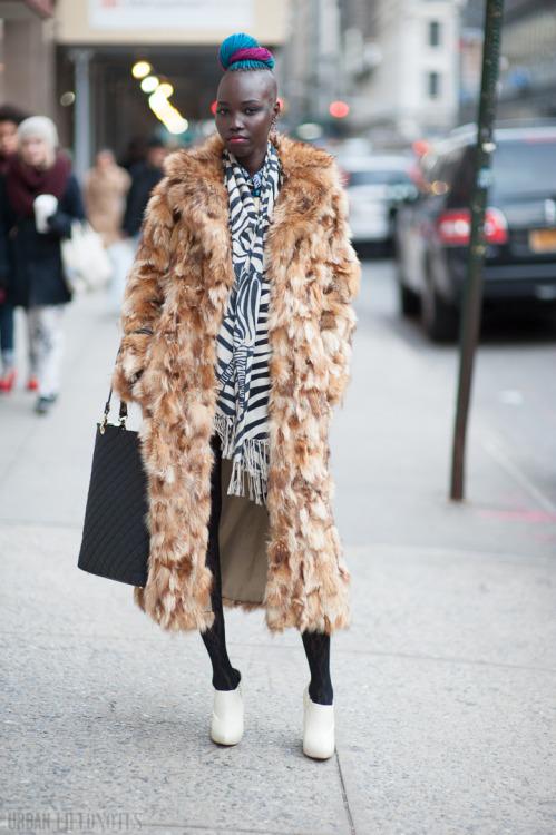 OH_MASTER's tweet photo. Word on the Street
#streetstyle #fashion http://t.co/pLvaGDrJDU