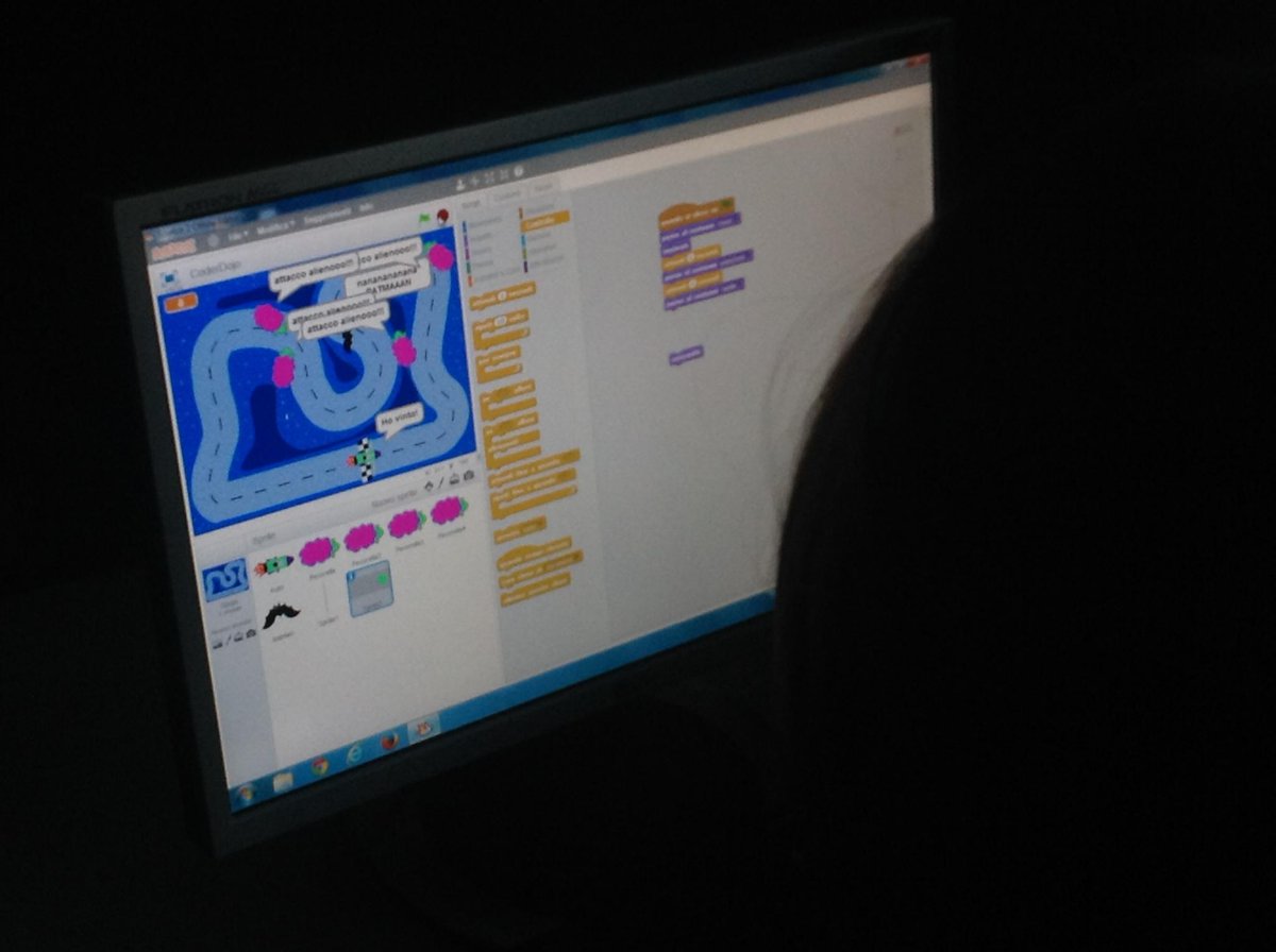 kikabrocato's tweet image. #coderdojofvg #malignaniud moments3 from coderdojodojo @ malignani  @giariv @coppolapaolo