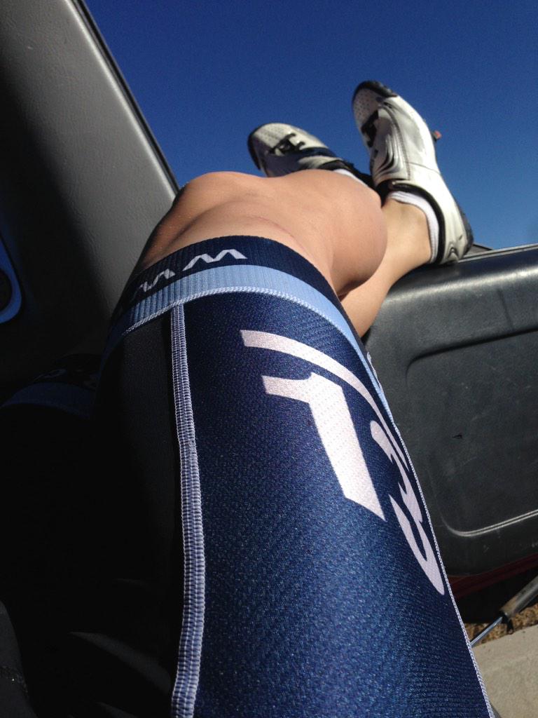 bikerdanny's tweet photo. You have to go @Fly_Vie13 on a day like today #starts #hotandsunny http://t.co/t0EaJE8Z6F