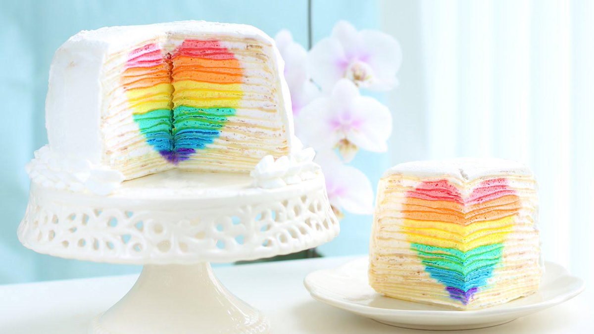 allkpopBuzz's tweet photo. YouTuber makes tasting the rainbow very possible http://t.co/cipHJMS9st http://t.co/JmyTCyrVq6