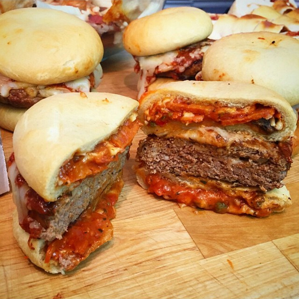 streamys's tweet image. Double dare YOU to make RT @EpicMealTime: How do you eat hamburgers on #NationalPizzaDay? With #PizzaPockets as buns.