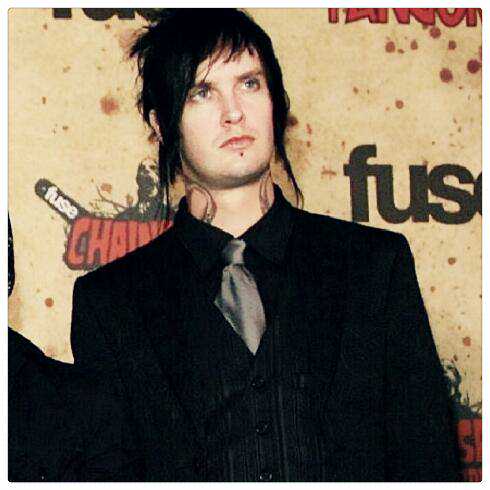 Happy birthday to our legendary drummer The Rev!! ||      