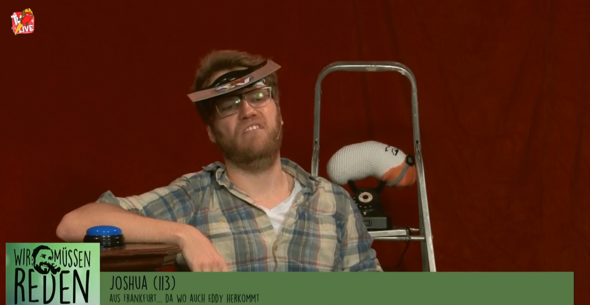 11TheGreatOne11's tweet photo. Läuft extrem bei euch.. #naimod #rbtv #swagcap #kundeistkönig #epilepsi http://t.co/fVnTJWVyJX