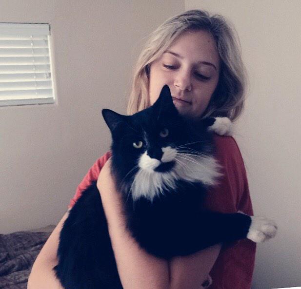 LindseySoares2's tweet photo. He thinks he's so fierce #ModelAttitude http://t.co/7rYGaxI2wA