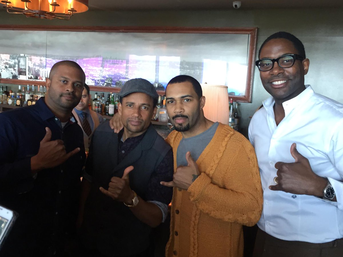 ChefRohan's tweet photo. #ALPHAS #LAGRAMMYS2015 #ANDREWELLS #CHEFROHAN http://t.co/rs2veLOrzK