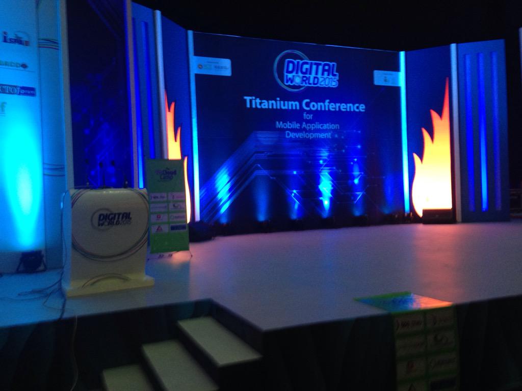 ticonf's tweet photo. Everybody's piling in for #ticonf Dhaka! http://t.co/fBDBclqLrO