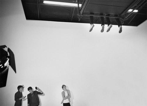 ColorsNotes1D's tweet photo. Liam paso de ser el que observaba a Louis hacer cosas tontas, a hacer cosas tontas con él :) #ColorsNotes1D http://t.co/ENKX2WC4F5