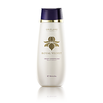 SweatHeartOS's tweet photo. Royal Velvet Creamy Cleansing Milk
Harga 189.000 http://t.co/3hFgeiIcvy