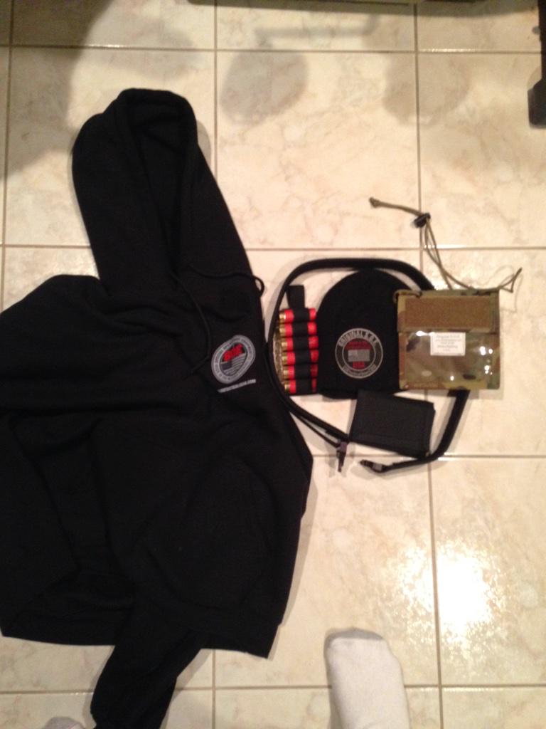 SAOIRSE_DTOM's tweet image. @JohnWillisSOE I know I'm late on this post but I just got my belt and ID carrier today. #soegear