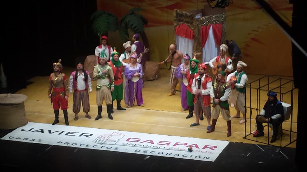 A_ContraGolpe's tweet photo. Vamos chicos!! Anda que te va a queda..Jin nariii!! @loswatercloset #comba2015s1 http://t.co/OGMeye2rM4