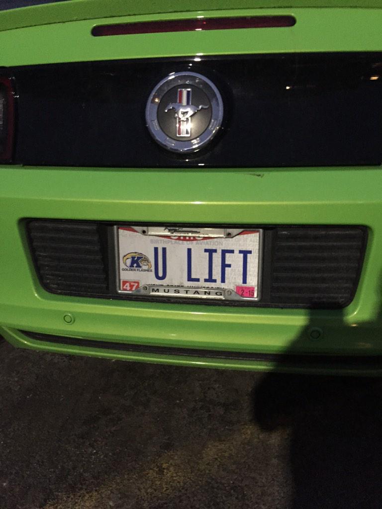 j_thomp1's tweet photo. This guy is probably small http://t.co/LvidmrjgEz